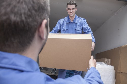 Packing boxes and moving supplies for Cranford homes and businesses